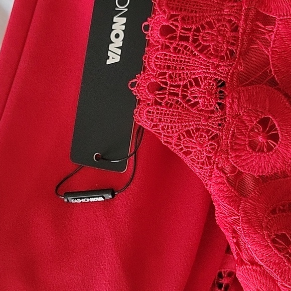 COPY - Lace Jumpsuit - Red used one time - Picture 5 of 5